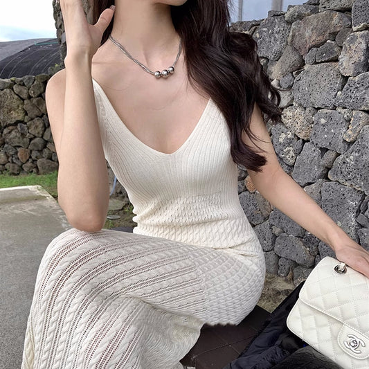 下擺微簍空小性感針織洋裝 - TWINKLE