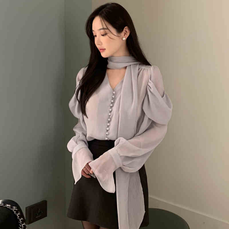 韓劇V領飄帶堆堆袖上衣 - TWINKLE