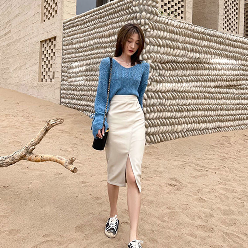 迷人小姐姐前開叉皮裙 - TWINKLE