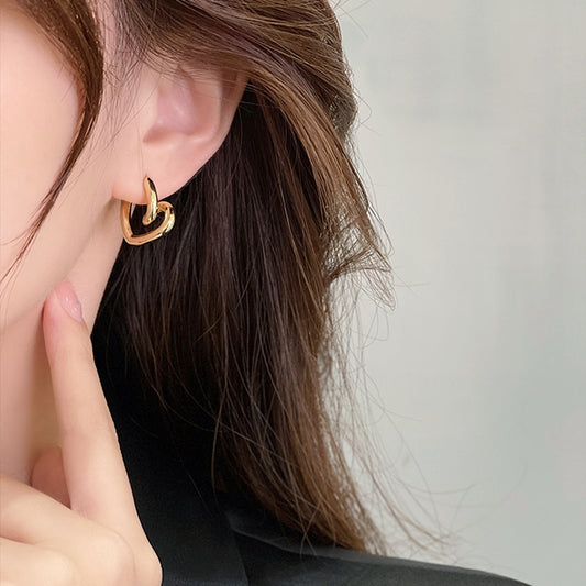 時尚名媛設計感愛心耳環 - TWINKLE