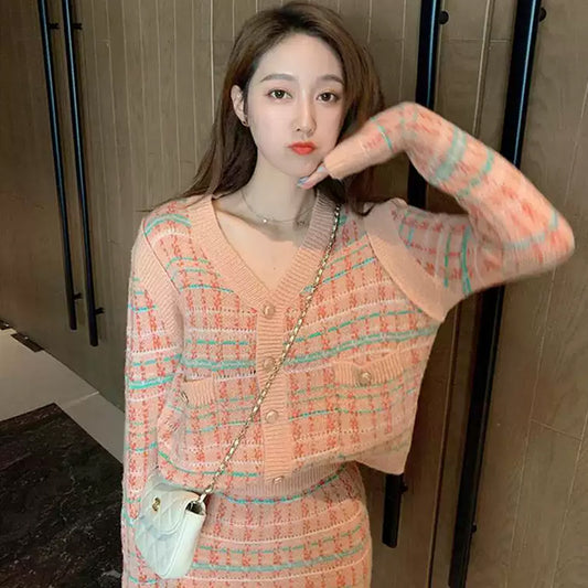 優雅名媛顯白針織裙套裝 - TWINKLE