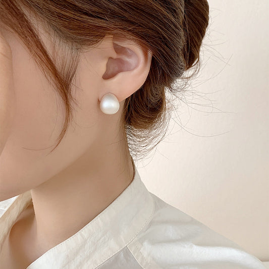 時尚名媛磨砂感耳環 - TWINKLE