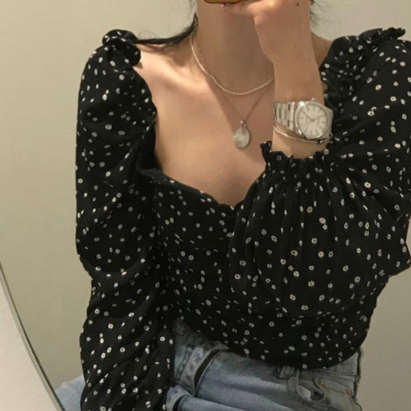 高允真私服小碎花露鎖骨上衣 - TWINKLE