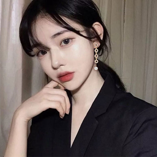 時尚名媛水鑽串珠長耳環 - TWINKLE