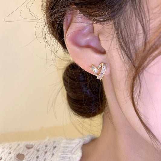 時尚名媛愛心鑽飾耳環 - TWINKLE