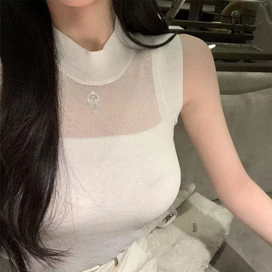 致命吸引胸前透膚針織上衣 - TWINKLE