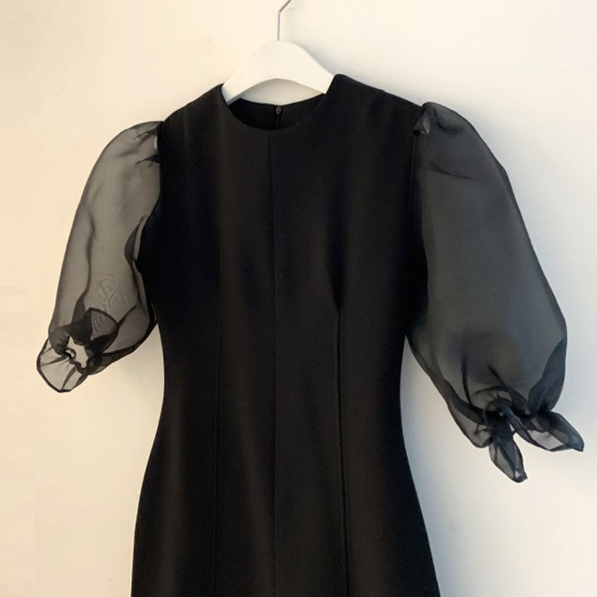 黑紗大澎袖歐膩氣質洋裝 - TWINKLE