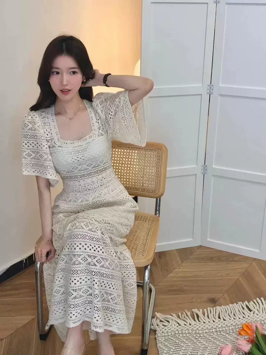 法式簍空方領氣質蕾絲洋裝 - TWINKLE