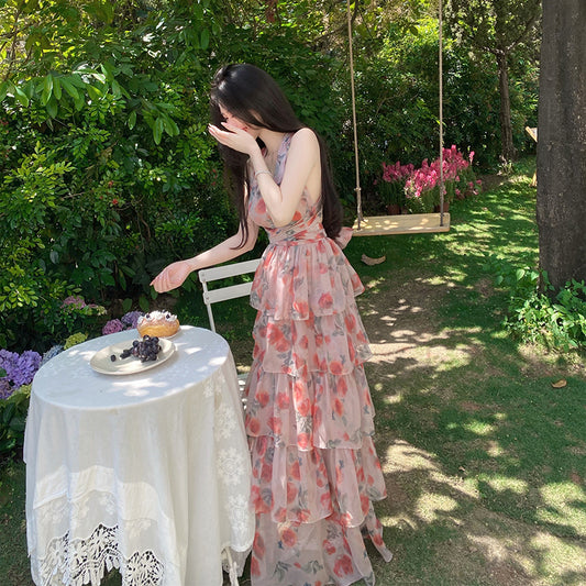 女人味交叉露背蛋糕裙碎花洋裝