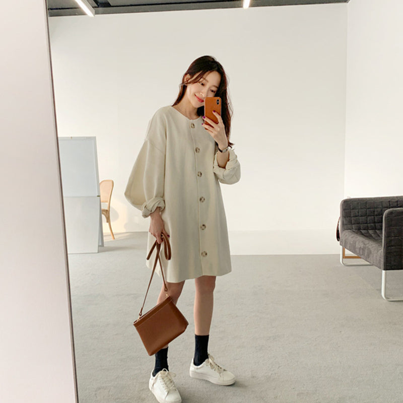 寬鬆溫柔鈕扣泡泡袖洋裝