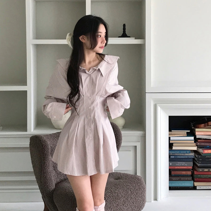 顯瘦大翻領收腰條紋洋裝