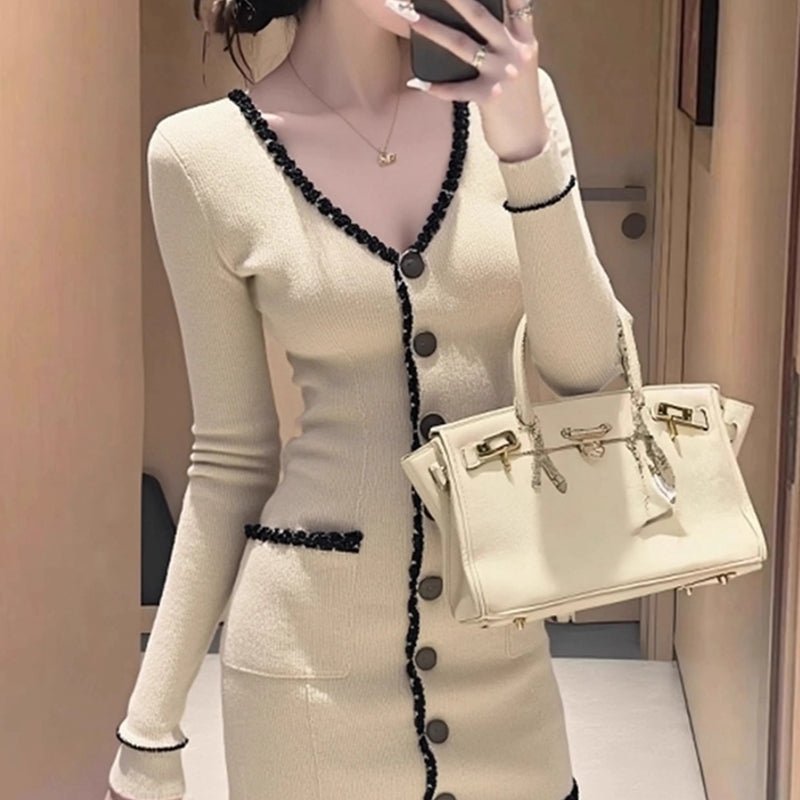 小香風氣質V領排扣針織洋裝