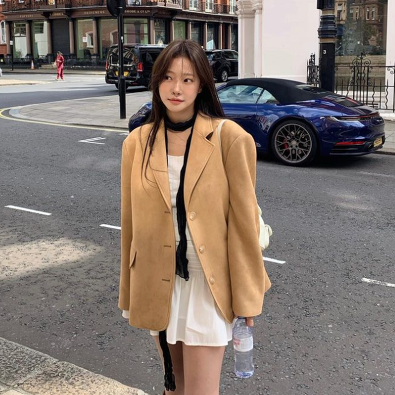 歐膩溫柔大氣西裝外套
