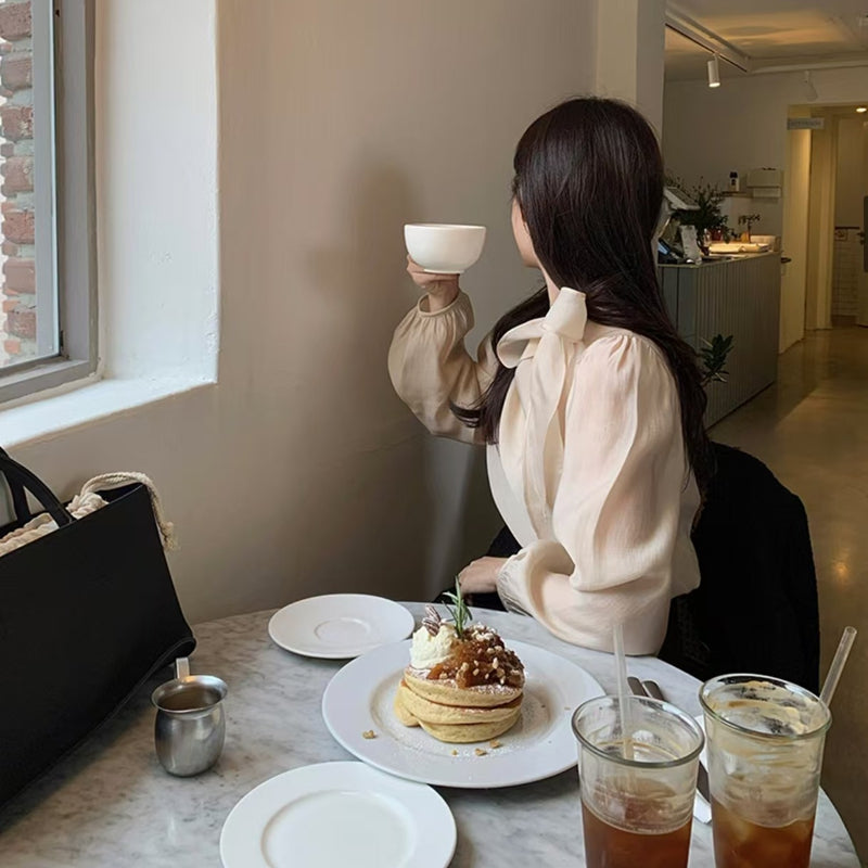 超氣質斜綁蝴蝶結上衣