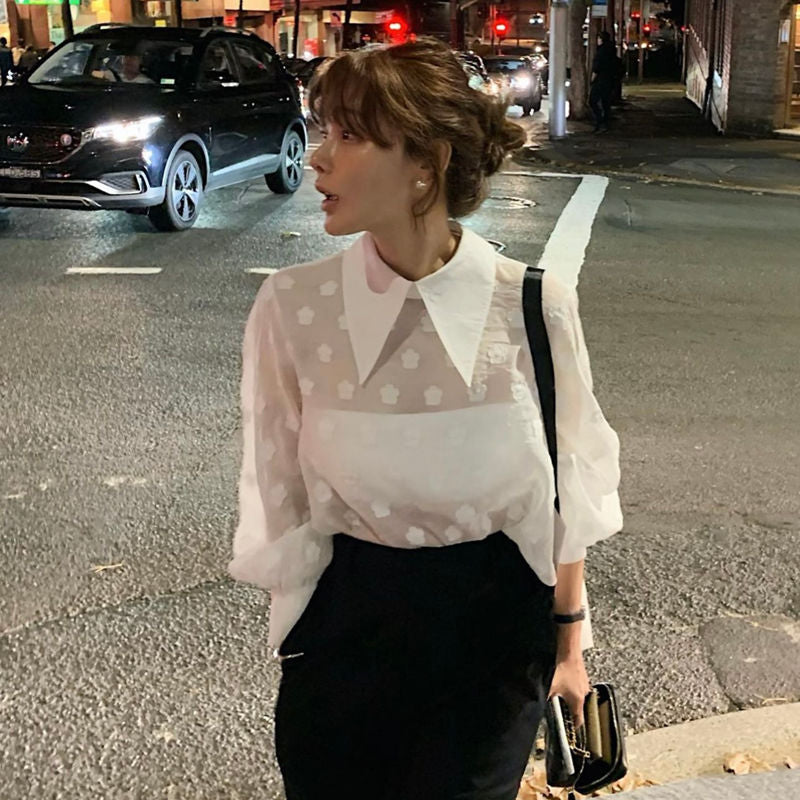 優雅尖領緹花上衣