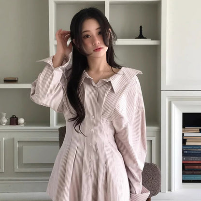 顯瘦大翻領收腰條紋洋裝