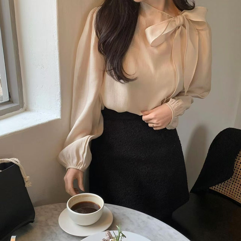 超氣質斜綁蝴蝶結上衣