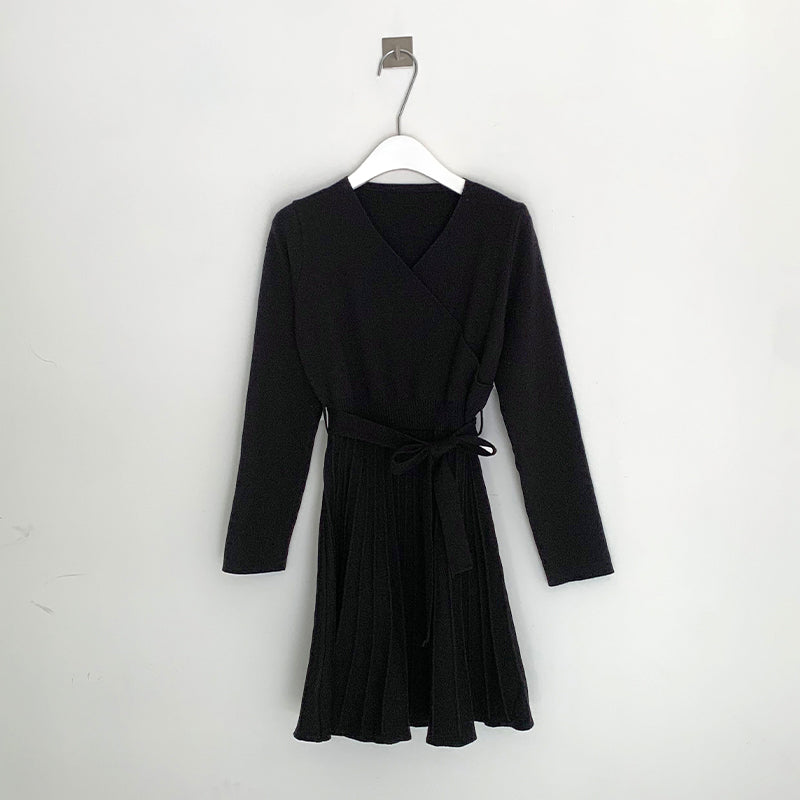 好比例優雅交叉V領針織洋裝