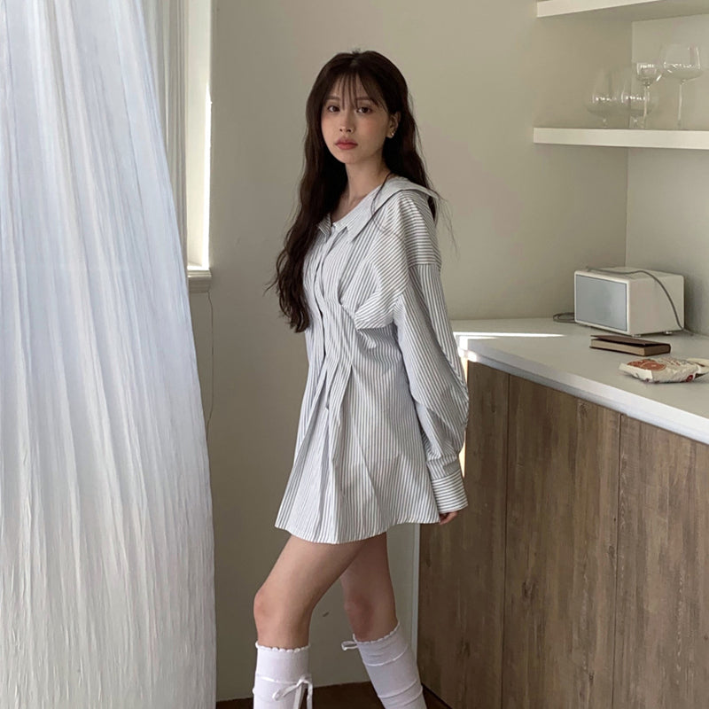 顯瘦大翻領收腰條紋洋裝