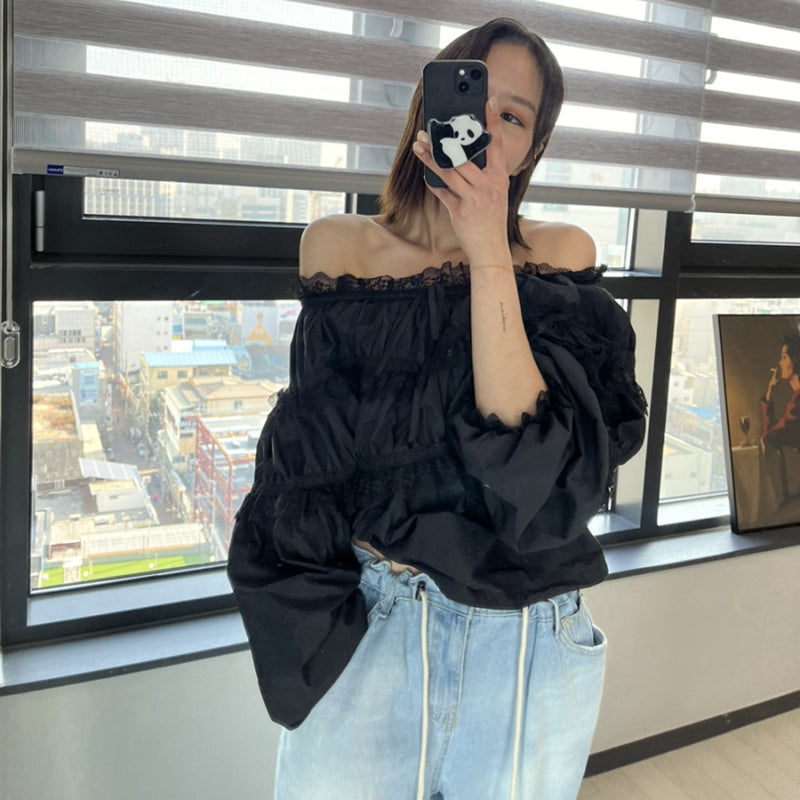 女人味露肩皺褶上衣 - TWINKLE