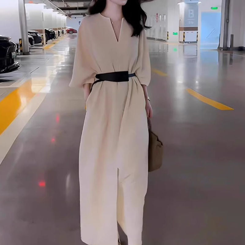簡約優雅腰帶洋裝
