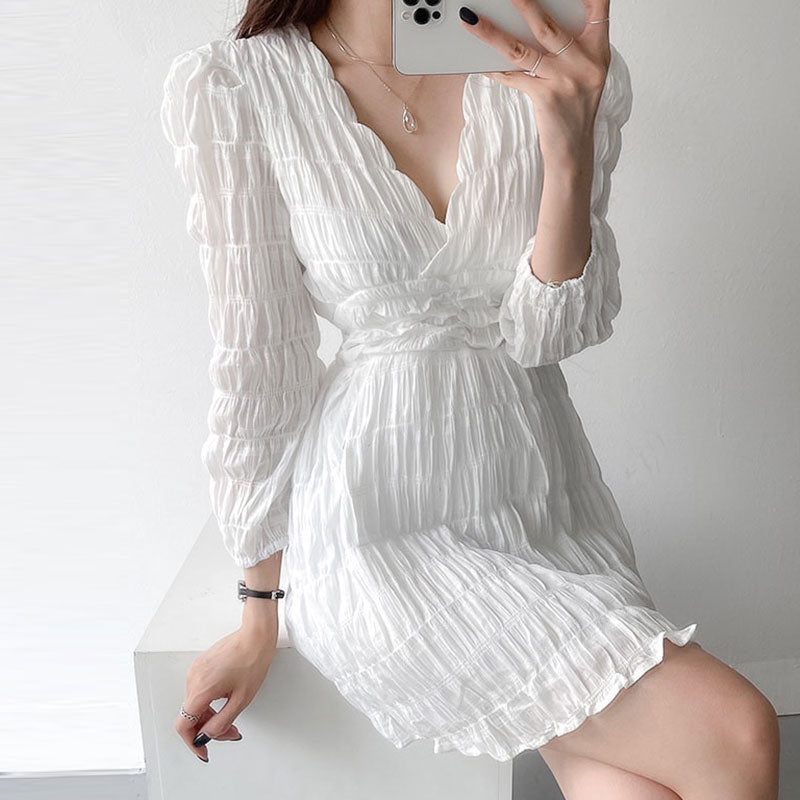 V領皺褶歐膩短洋裝