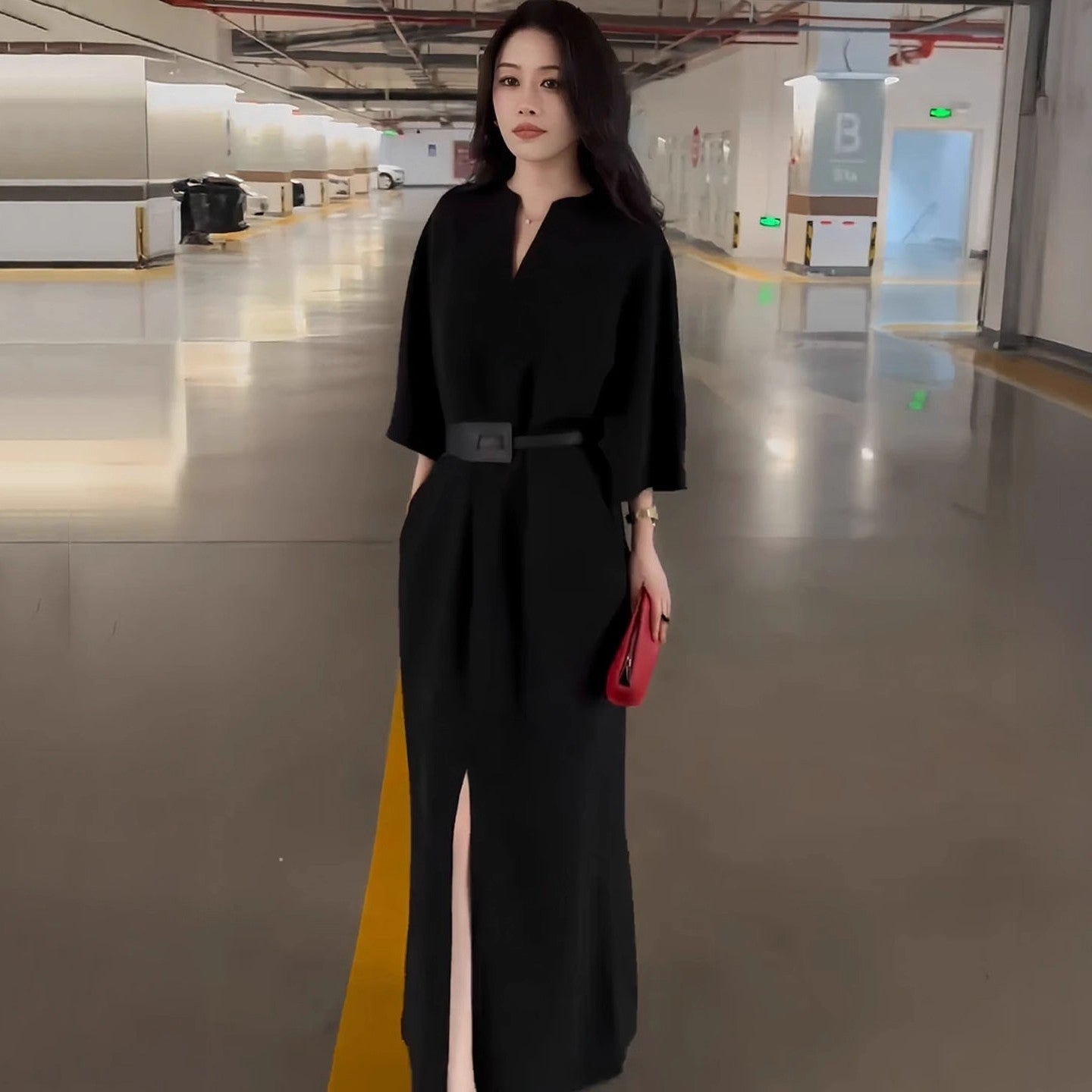 簡約優雅腰帶洋裝